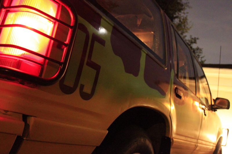Illustration for article titled How To Build A Painstakingly Perfect Jurassic Park Ford Explorer